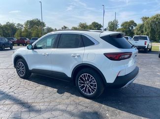 New 2025 Ford Escape SE FWD video 4