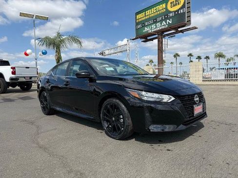 New 2025 Nissan Sentra SR w/ Midnight Edition image 1