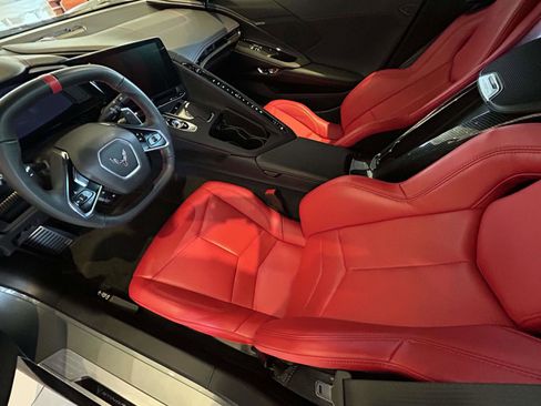 Used 2023 Chevrolet Corvette Stingray Coupe w/ 1LT image 10