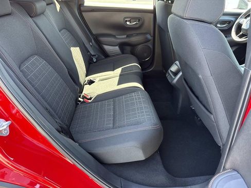 Used 2024 Honda HR-V Sport image 21