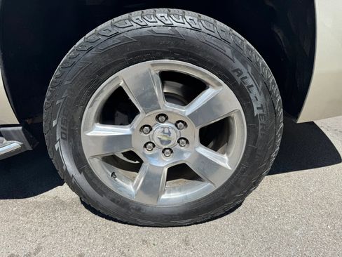 Used 2017 Chevrolet Tahoe Premier AWD/4WD image 30