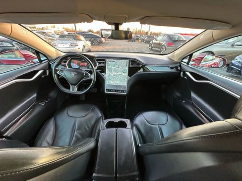 Used 2013 Tesla Model S image 2