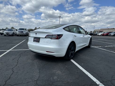 Used 2021 Tesla Model 3 Long Range image 12