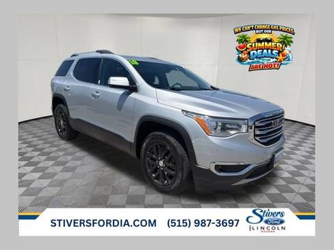 Used 2019 GMC Acadia SLT AWD/4WD image 1