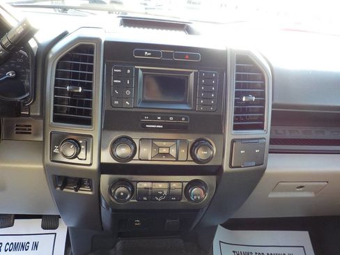 Used 2022 Ford F250 XL w/ Power Equipment Group image 17