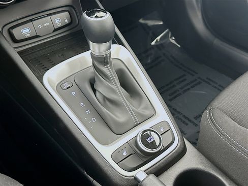 New 2026 Hyundai Venue SEL image 16