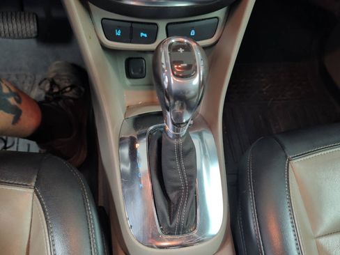 Used 2013 Buick Encore Premium AWD/4WD image 36