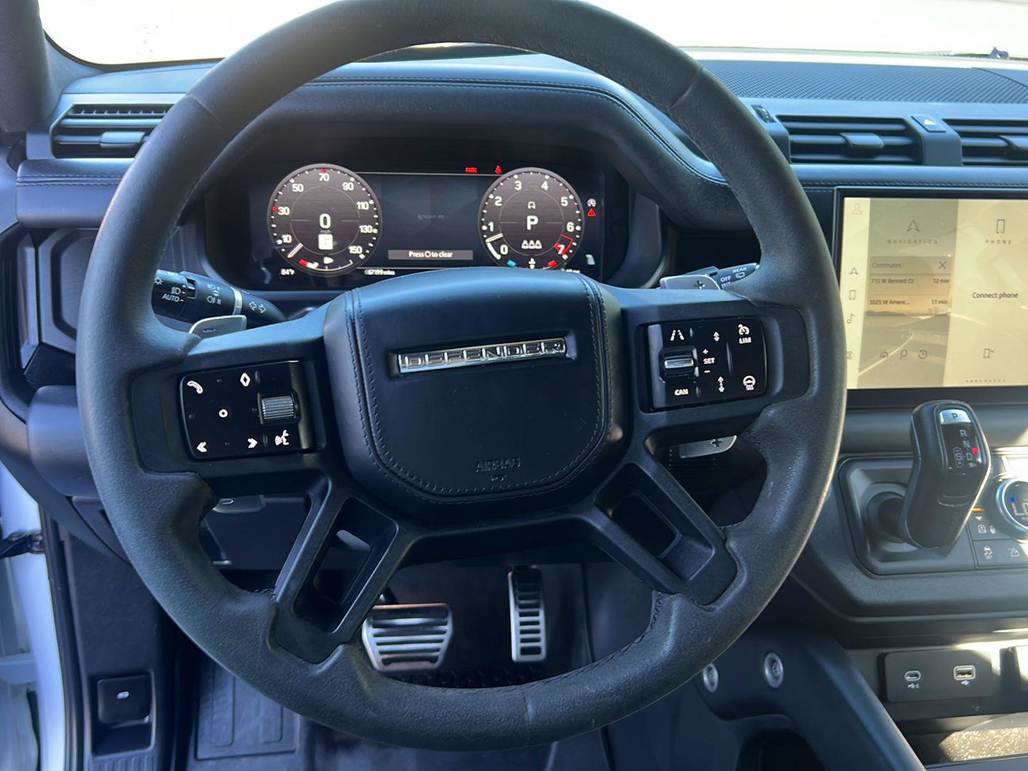 Used 2023 Land Rover Defender 110 V8 AWD/4WD image 10
