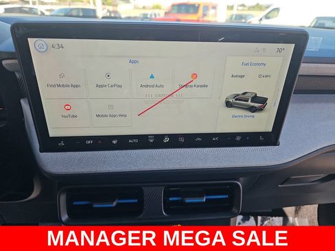 New 2026 Ford Maverick XLT w/ XLT Luxury Package FWD image 21