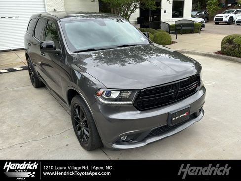 Used 2019 Dodge Durango SXT AWD/4WD image 1