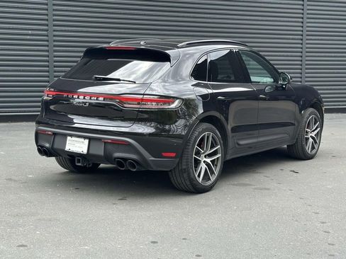 Certified 2022 Porsche Macan S AWD/4WD image 5