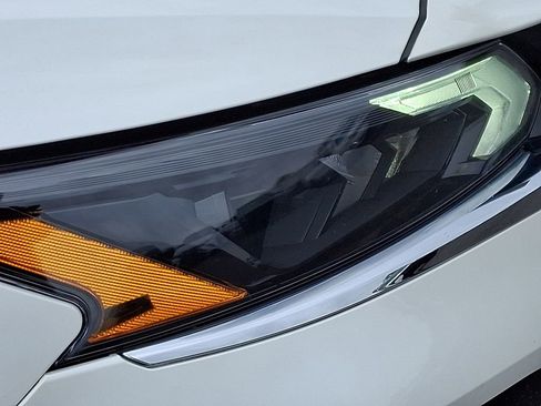 Certified 2023 Nissan Altima 2.5 SV w/ SV Premium Package FWD image 9