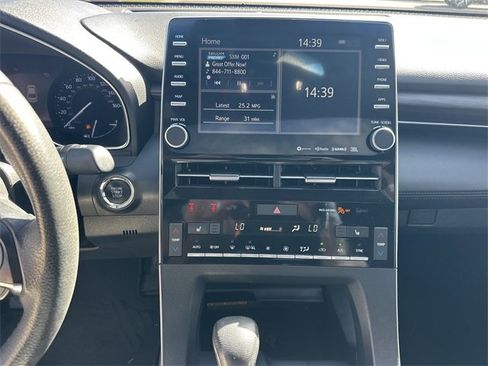 Used 2019 Toyota Avalon XLE image 38