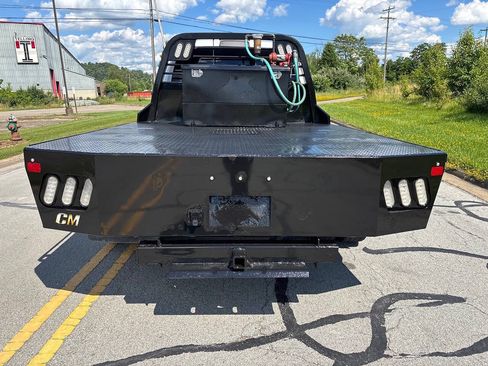 Used 2018 RAM 3500 Tradesman w/ Chrome Appearance Group AWD/4WD image 6