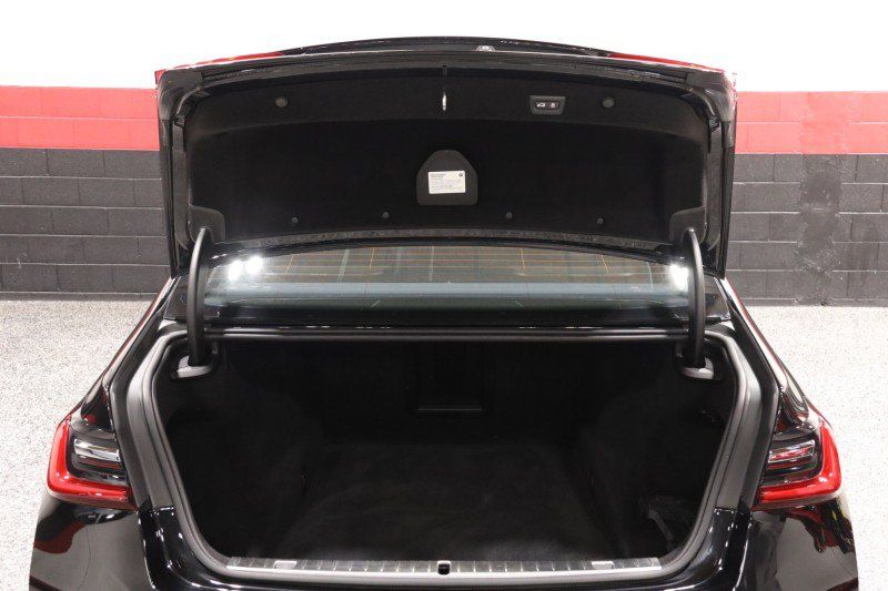 Used 2020 BMW 750i xDrive w/ Executive Package AWD/4WD image 31