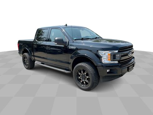 Used 2019 Ford F150 XLT w/ Equipment Group 302A Luxury AWD/4WD image 2