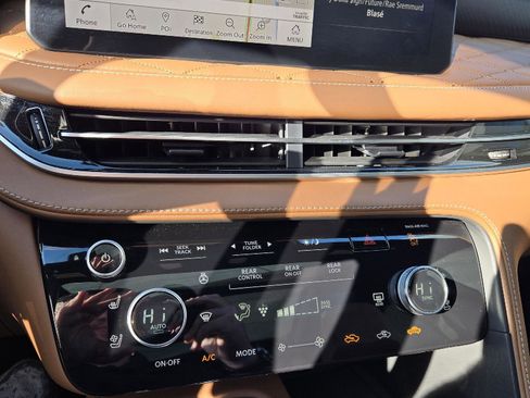 Certified 2025 INFINITI QX60 Autograph w/ Lighting Package (N92) image 26