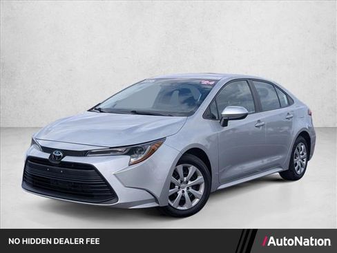 Used 2024 Toyota Corolla LE FWD image 1