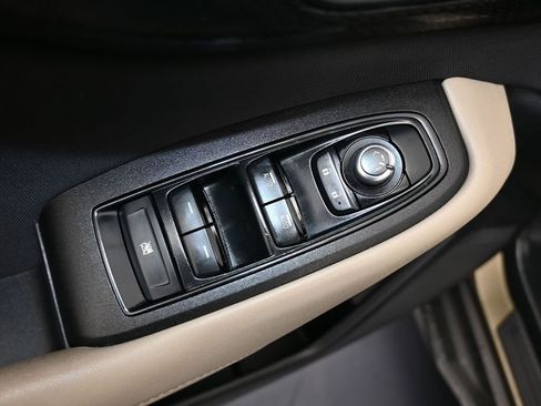 Used 2021 Subaru Outback Premium image 13