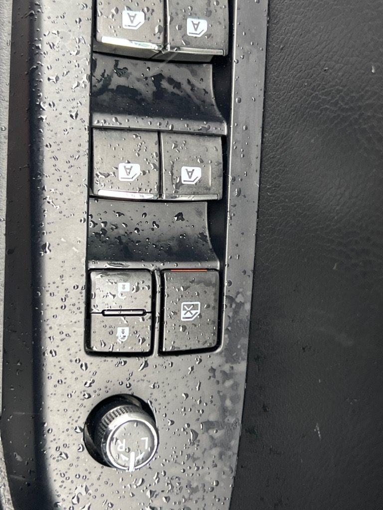 Used 2015 Toyota Highlander Limited Platinum AWD/4WD image 29