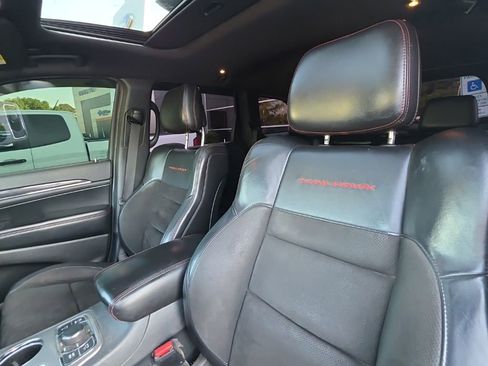 Used 2018 Jeep Grand Cherokee Trailhawk AWD/4WD image 8
