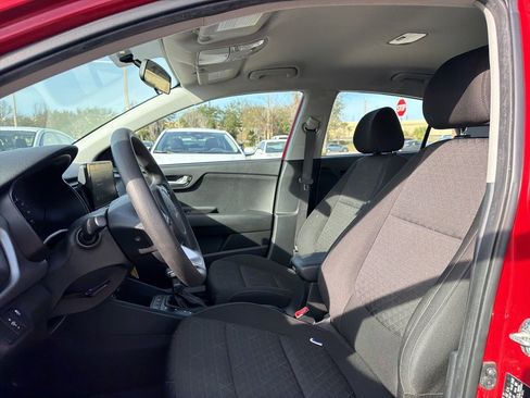 Used 2023 Kia Rio S image 9
