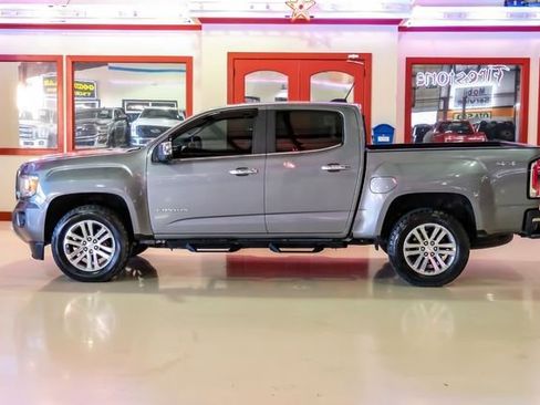 Used 2018 GMC Canyon SLT image 11