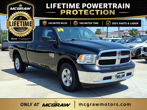 Used 2024 RAM 1500 Classic SLT AWD/4WD image 5