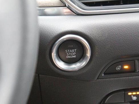 New 2025 MAZDA CX-5 Signature image 20