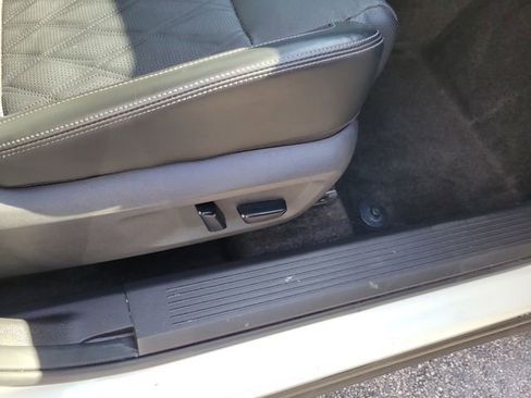 Used 2023 Nissan Rogue Platinum w/ Platinum Premium Package image 36