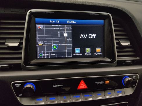 Used 2019 Hyundai Sonata Limited FWD image 25