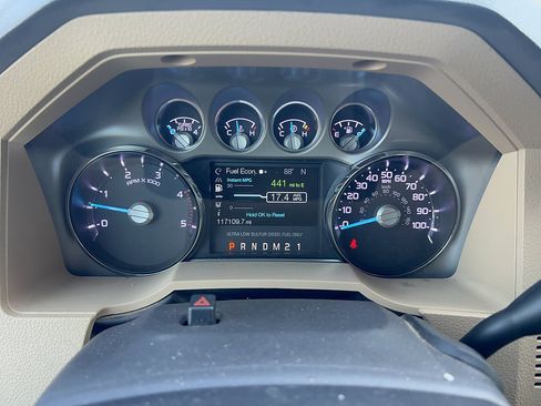 Used 2011 Ford F250 XLT w/ XLT Premium Pkg AWD/4WD image 13