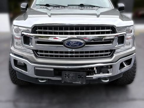 Used 2019 Ford F150 Lariat w/ Equipment Group 502A Luxury AWD/4WD image 8