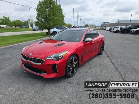 Used 2019 Kia Stinger GT1 AWD/4WD image 1