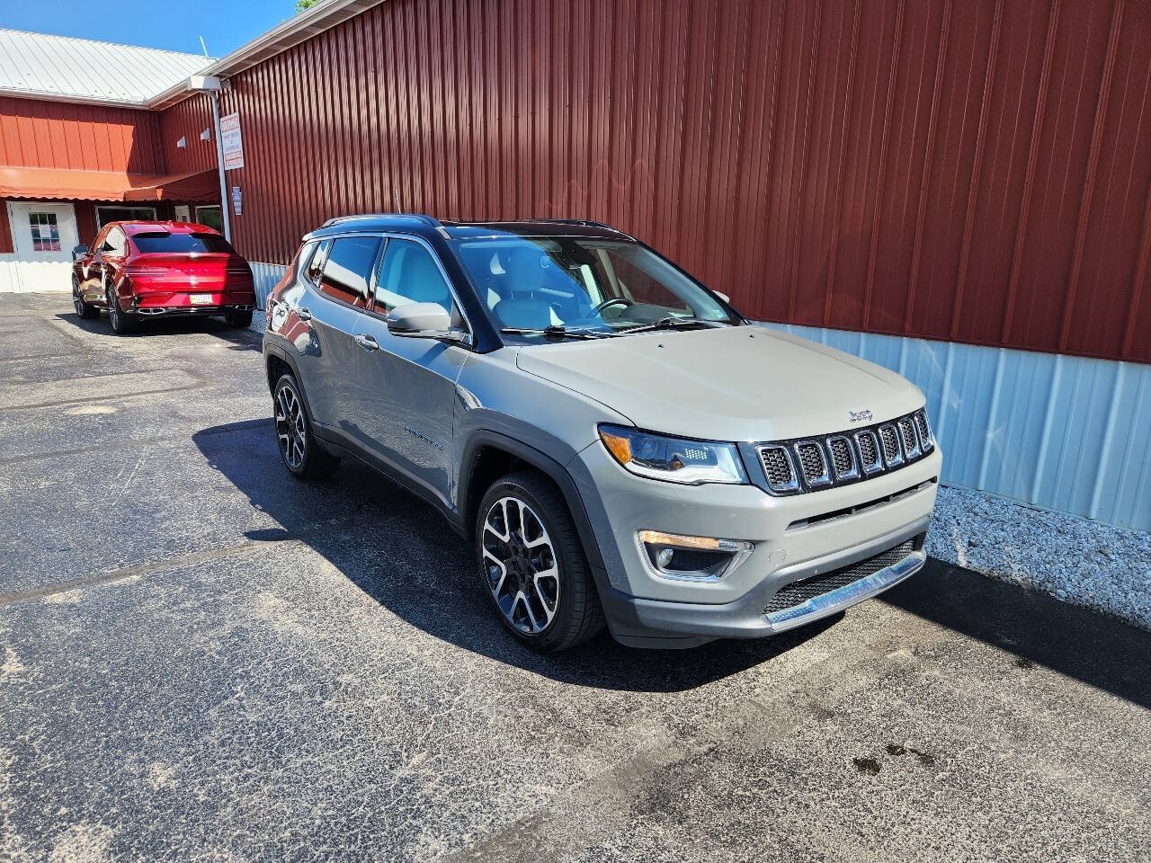 Used 2019 Jeep Compass Limited w/ Safety & Security Group AWD/4WD image 26