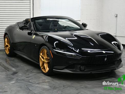 Used 2024 Ferrari Roma Spider RWD image 33