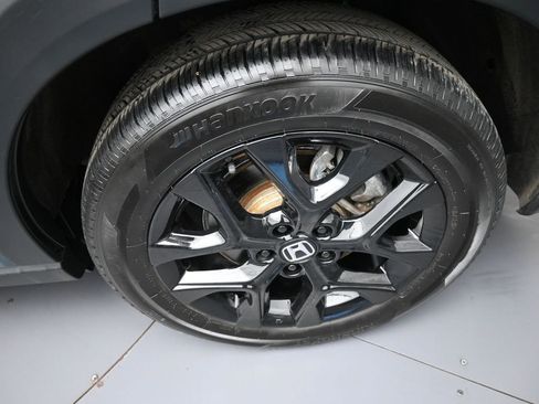 Certified 2024 Honda HR-V Sport image 15