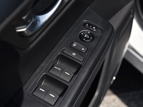 New 2026 Honda CR-V LX image 8