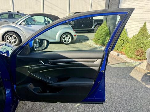 Used 2019 Honda Accord Sport image 25