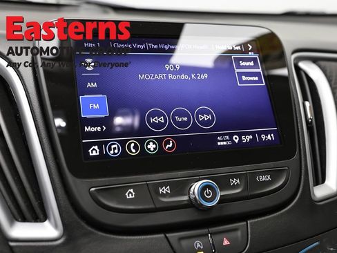 Used 2024 Chevrolet Malibu LT FWD image 19