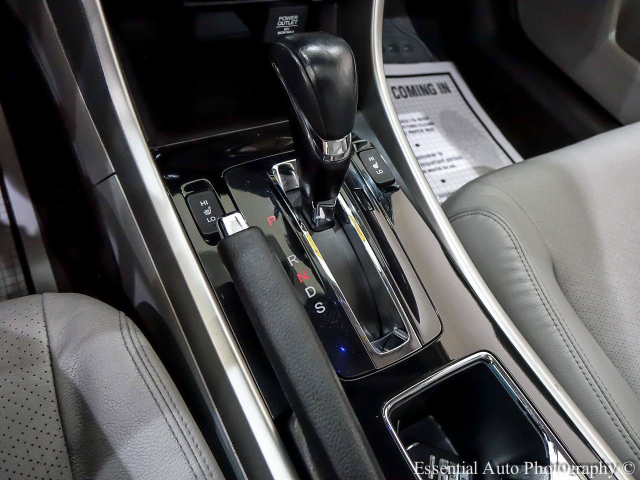 Used 2017 Honda Accord Touring image 25