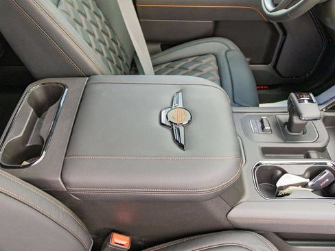 New 2025 GMC Sierra 1500 AT4 w/ AT4 Premium Package AWD/4WD image 78