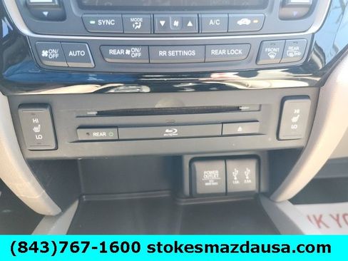 Used 2016 Honda Pilot Touring image 34