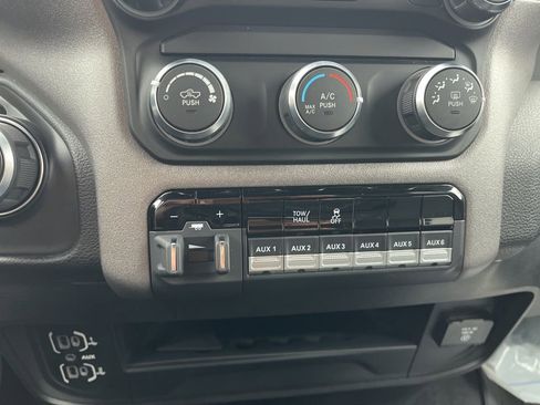 Used 2021 RAM 3500 Tradesman image 19