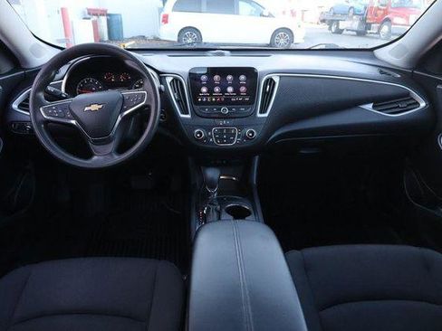 Used 2023 Chevrolet Malibu LT image 20