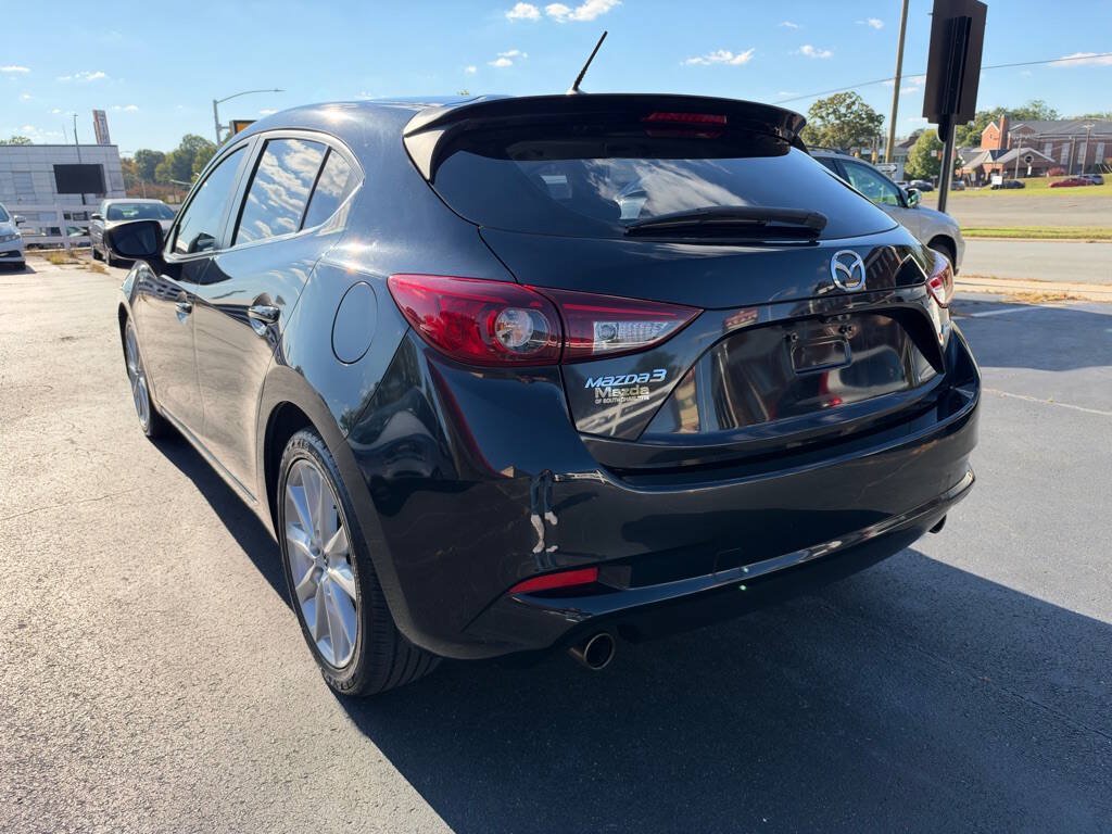 Used 2017 MAZDA MAZDA3 Touring FWD image 5