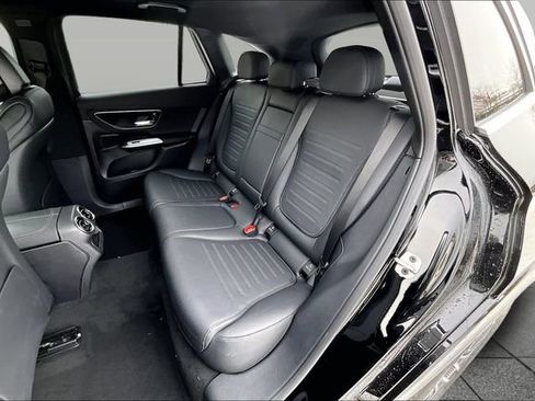 New 2026 Mercedes-Benz GLC 300 4MATIC image 13