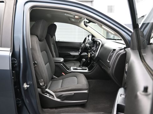 Used 2020 Chevrolet Colorado LT w/ LT Convenience Package image 13