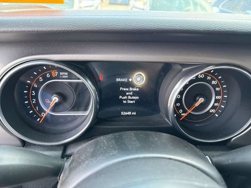 Used 2021 Jeep Gladiator Sport AWD/4WD image 12