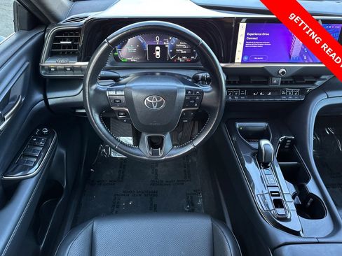 Certified 2025 Toyota Crown XLE image 14